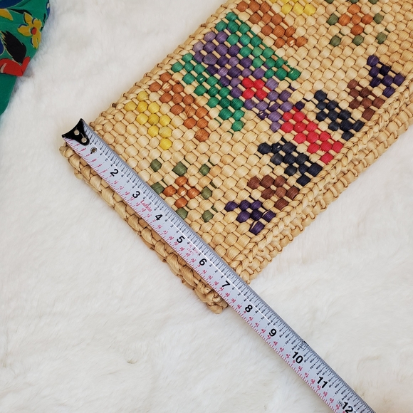 Vintage 1970's Envelope Woven Clutch - Picture 6 of 7